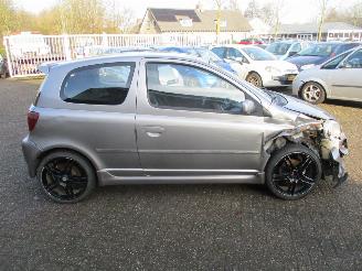 Toyota Yaris 1.5-16V VVT-i Sport picture 8