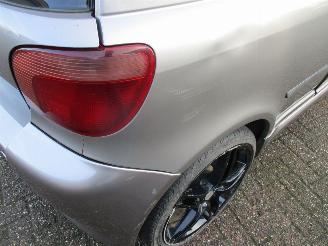 Toyota Yaris 1.5-16V VVT-i Sport picture 14