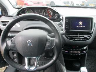 Peugeot 2008 1.5 BlueHD BL ALL picture 21
