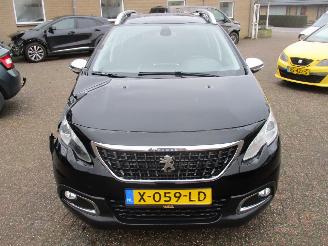 Peugeot 2008 1.5 BlueHD BL ALL picture 2