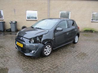 Mitsubishi Space-star 1.2 Instyle Aut NAP picture 3