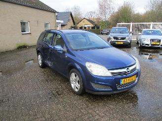 Voiture accidenté Opel Astra STATION WAGON 1.6 Cosmo 2009/11