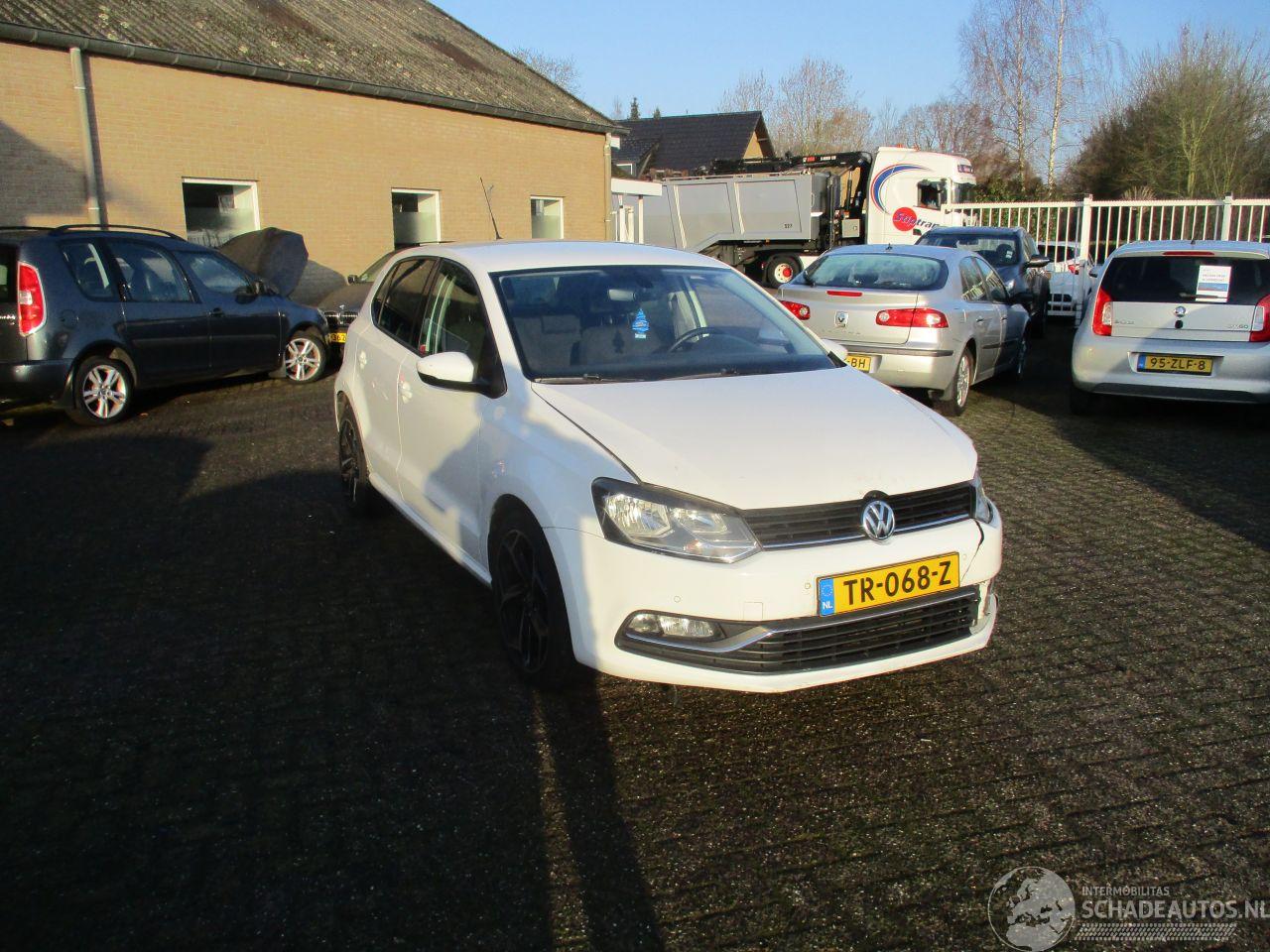 Volkswagen Polo 1.2 TSI Comfortline Business R Line REST BPM €500,- !!