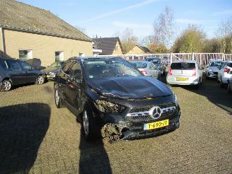 Damaged car Mercedes GLA 250 4MATIC AMG Line 2022/6