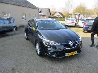 Avarii autoturisme Renault Mégane 1.2 TCe Limited  REST BPM €1200,-!!! 2018/5