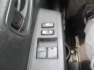 Toyota Yaris 1.0 VVT-i Now REST BPM €300,-!!! picture 30