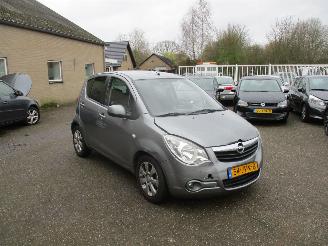 krockskadad bil auto Opel Agila 1.2 Edition 2009/9
