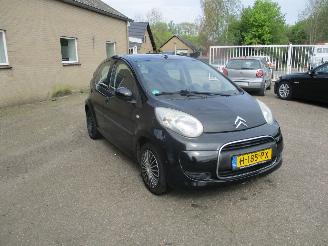 uszkodzony samochody osobowe Citroën C1 1.0-12V Seduction 2009/12