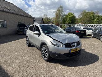 Voiture accidenté Nissan Qashqai 1.6 Connect Edition REST BPM €500,-!!! 2013/1