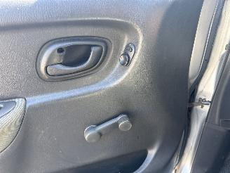 Opel Agila 1.2-16V Comfort picture 26