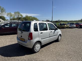Opel Agila 1.2-16V Comfort picture 7