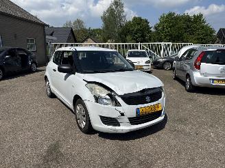 Coche accidentado Suzuki Swift 1.2 Base 2012/2
