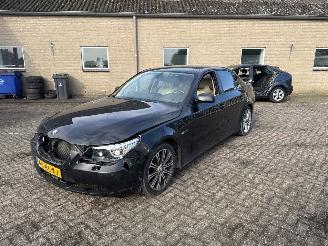 BMW 5-serie 525i Executive picture 3