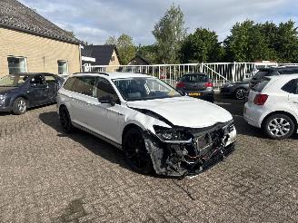 Voiture accidenté Volkswagen Passat 1.4 TSI GTE REST BPM €300,-!!! 2018/2