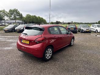 Peugeot 208 1.2 PureT. Blue Lion REST BPM €370,-!!! picture 10