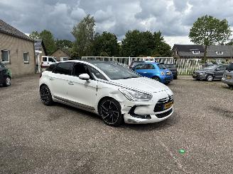 Coche accidentado Citroën DS5 2.0 HDi Sport Chic REST BPM €700,-!!! 2012/3
