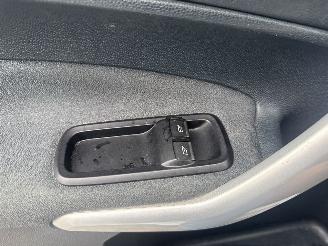 Ford Fiesta 1.4 Titanium AUTOMAAT picture 25