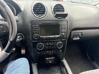 Mercedes M-klasse 320 CDI 4matic AUT GRIJS KENTEKEN picture 30