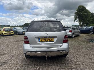 Mercedes M-klasse 320 CDI 4matic AUT GRIJS KENTEKEN picture 6