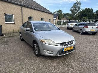 Ford Mondeo 2.0-16V Titanium picture 1