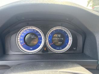Volvo V-60 2.0T R-Design REST BPM €700,-!!! AUT picture 20