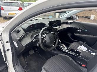 Peugeot e-208 EV Allure 50 kWh picture 19