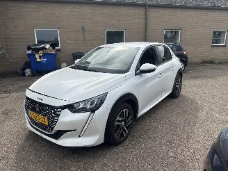 Peugeot e-208 EV Allure 50 kWh picture 4