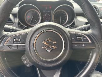 Suzuki Swift 1.0 Stijl REST BPM €700,-!!! picture 21