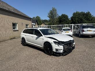 Volkswagen Passat 1.4 TSI GTE REST BPM €300,-!!! picture 1