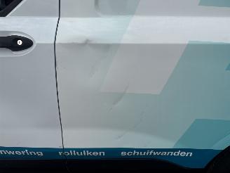Ford Transit E-Transit Courier Trend 44 kWh picture 18