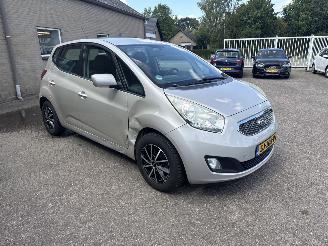 Kia Venga 1.4 CVVT X-ecutive picture 1
