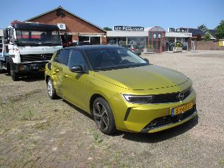uszkodzony samochody osobowe Opel Astra 1.6 Hybrid Business Elegance REST BPM €250,-!!! 2023/2