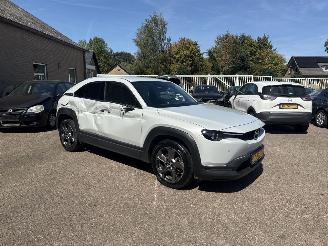 Damaged car Mazda MX-30 e-SkyActiv 145 First Edition 36kWh 2020/10