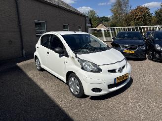Avarii autoturisme Toyota Aygo 1.0-12V Cool 2011/1