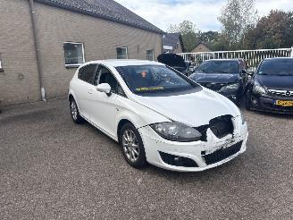 krockskadad bil auto Seat Leon 1.4 TSI Bnsl. High 2009/7