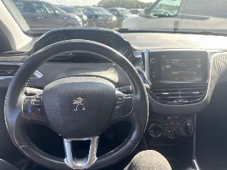 Peugeot 2008 1.2 PureTech Active REST BPM €300,-!!! picture 16