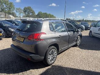 Peugeot 2008 1.2 PureTech Active REST BPM €300,-!!! picture 7