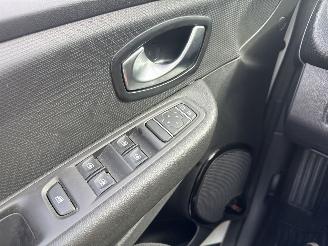 Renault Clio 0.9 TCe Limited REST BPM €400,-!!! picture 22