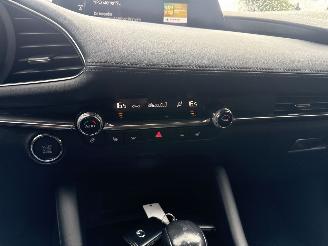 Mazda 3 2.0 e-SA-G Luxury M Hybrid 122  REST BPM €700,-!!! picture 22
