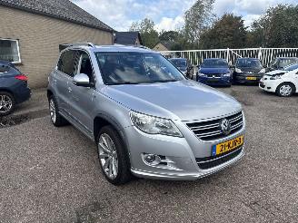uszkodzony samochody osobowe Volkswagen Tiguan 2.0 TSI Sport&St.4Motion AUT REST BPM €300,-!!! 2010/1