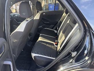 Volkswagen T-Roc 1.5 TSI Sport DSG REST BPM €300,-!!! picture 31
