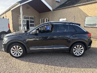 Volkswagen T-Roc 1.5 TSI Sport DSG REST BPM €300,-!!! picture 4