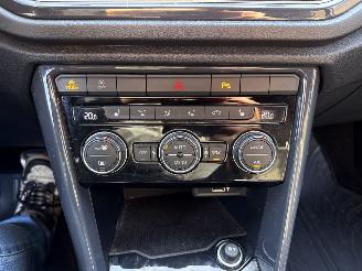 Volkswagen T-Roc 1.5 TSI Sport DSG REST BPM €300,-!!! picture 23