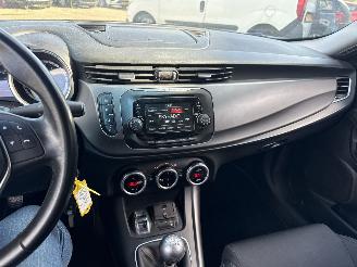 Alfa Romeo Giulietta 1.4 T Distinctive picture 16