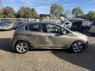 Peugeot 208 1.6 VTi Allure AUTOMAAT REST BPM €700,-!!! picture 8