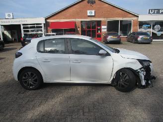 Peugeot 208 1.2 PureTech Allure Pack REST BPM €1400,-!!! picture 8