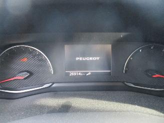 Peugeot 208 1.2 PureTech Allure Pack REST BPM €1400,-!!! picture 25