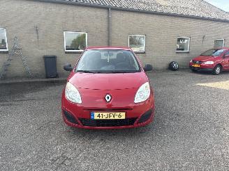 Renault Twingo 1.2 Authentique picture 2