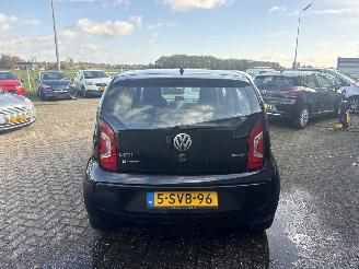 Volkswagen Up! 1.0 move up! Bluemotion picture 6