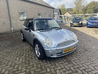 škoda osobní automobily Mini Cooper 1.6 Cooper Chili 2005/6